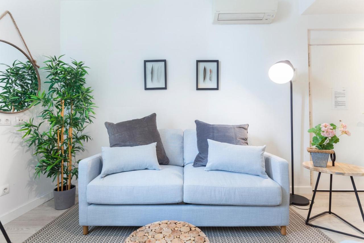 Apartament Lindo En Madryt Zewnętrze zdjęcie