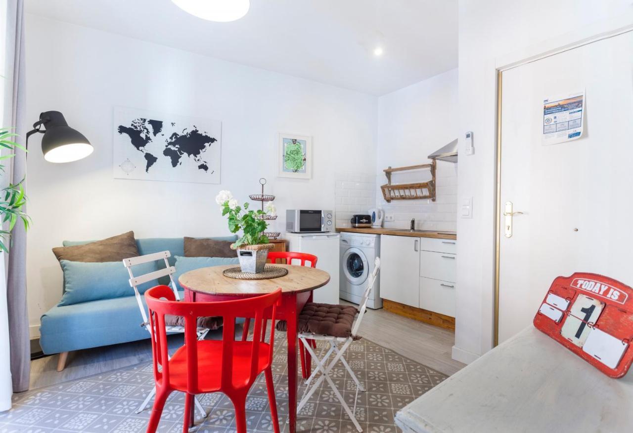 Apartament Lindo En Madryt Zewnętrze zdjęcie