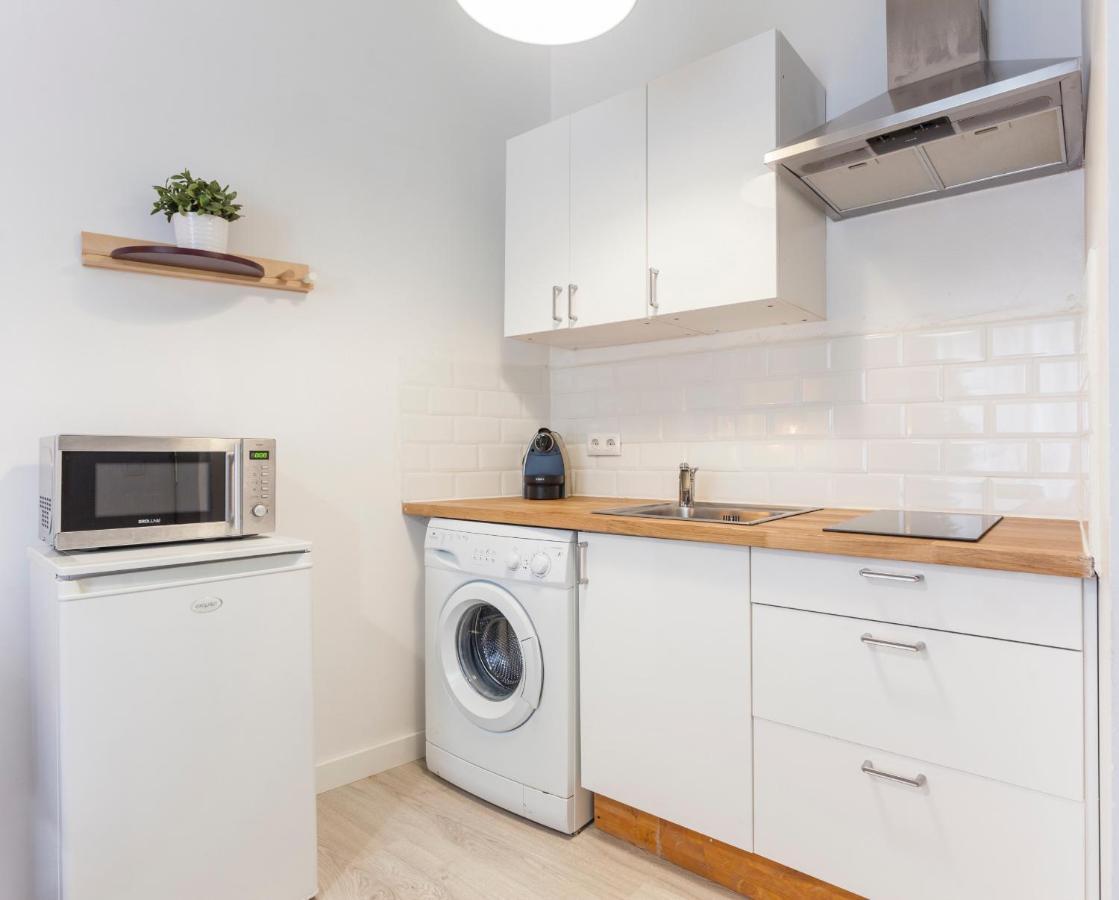 Apartament Lindo En Madryt Zewnętrze zdjęcie