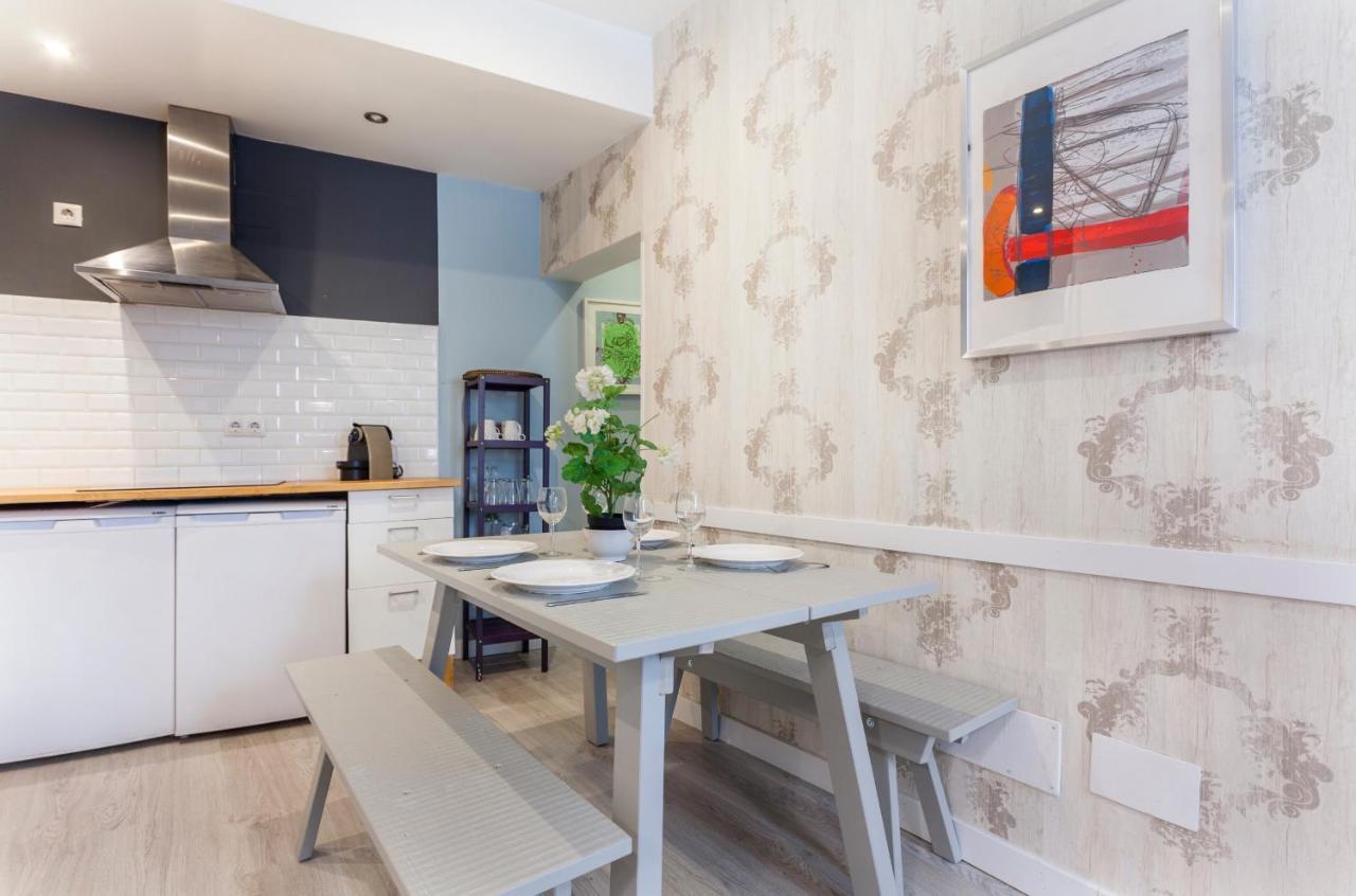 Apartament Lindo En Madryt Zewnętrze zdjęcie