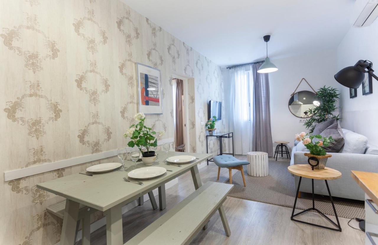 Apartament Lindo En Madryt Zewnętrze zdjęcie