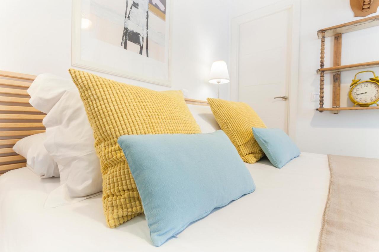 Apartament Lindo En Madryt Zewnętrze zdjęcie