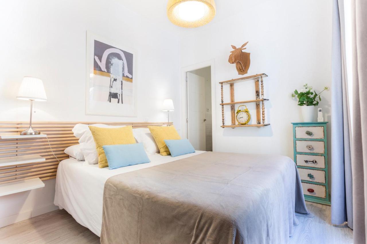 Apartament Lindo En Madryt Zewnętrze zdjęcie