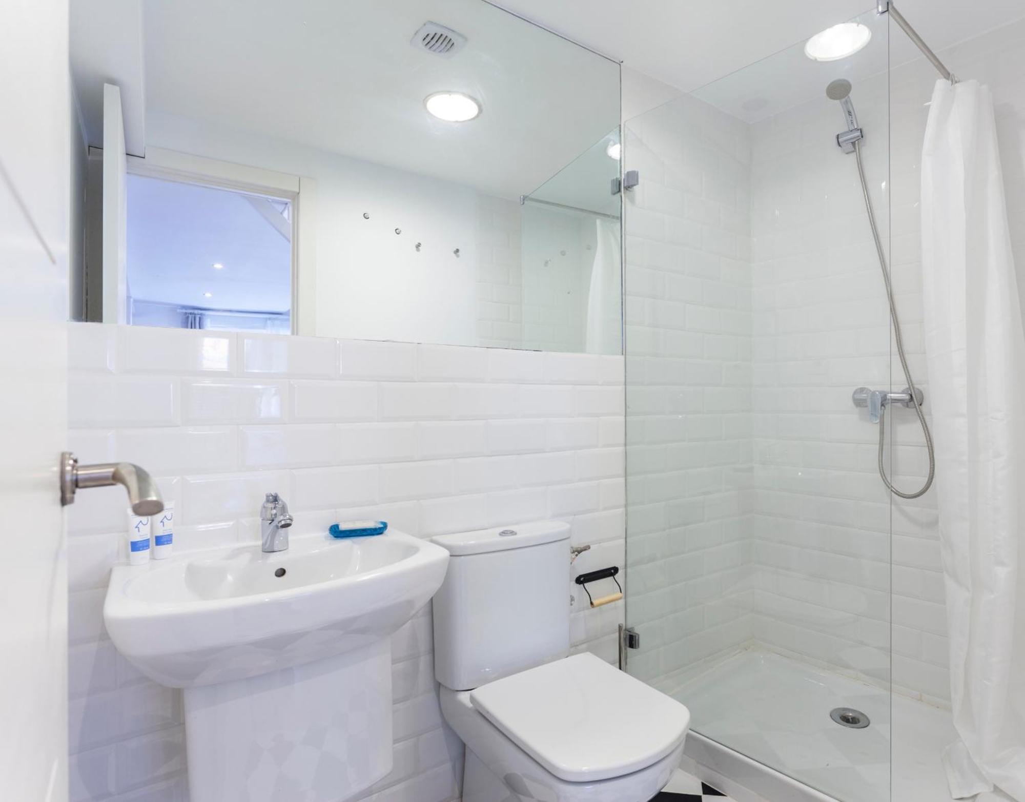 Apartament Lindo En Madryt Zewnętrze zdjęcie