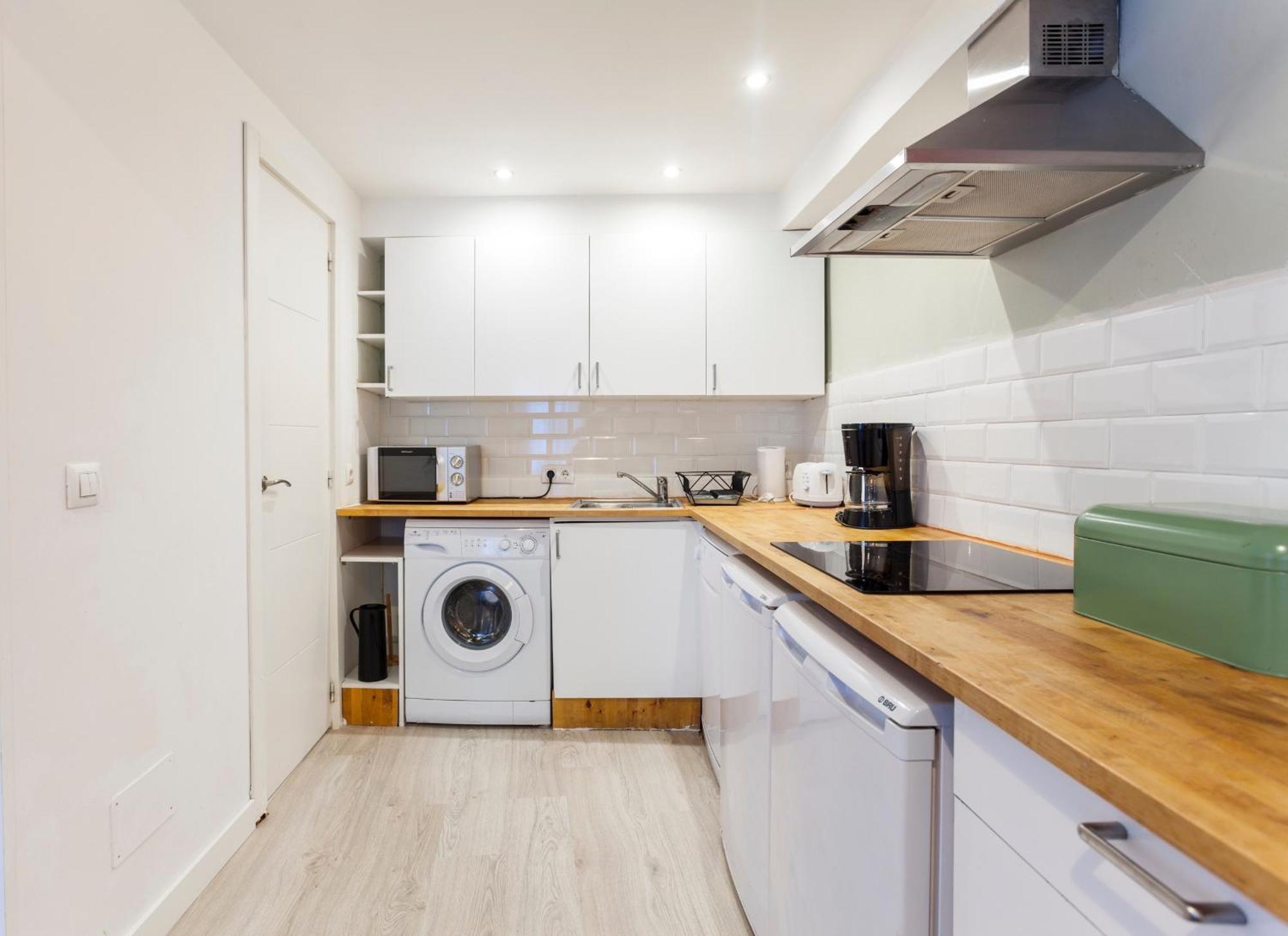 Apartament Lindo En Madryt Zewnętrze zdjęcie