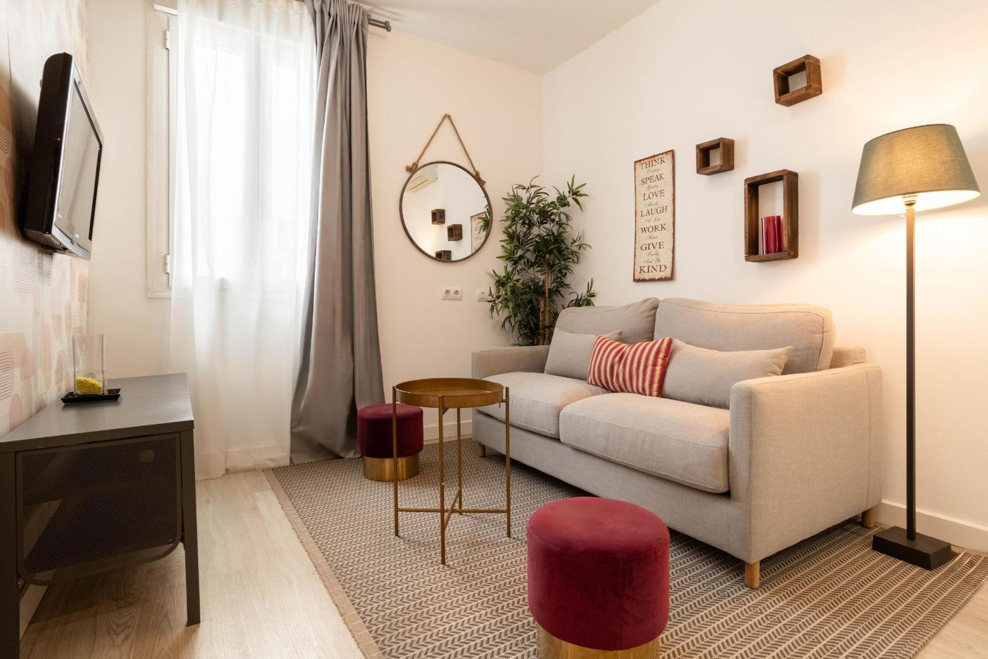Apartament Lindo En Madryt Zewnętrze zdjęcie