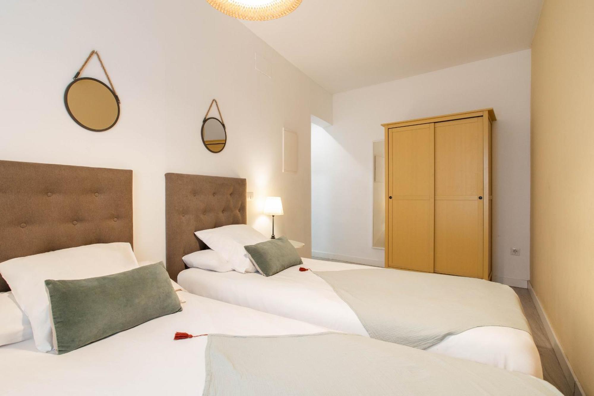 Apartament Lindo En Madryt Zewnętrze zdjęcie